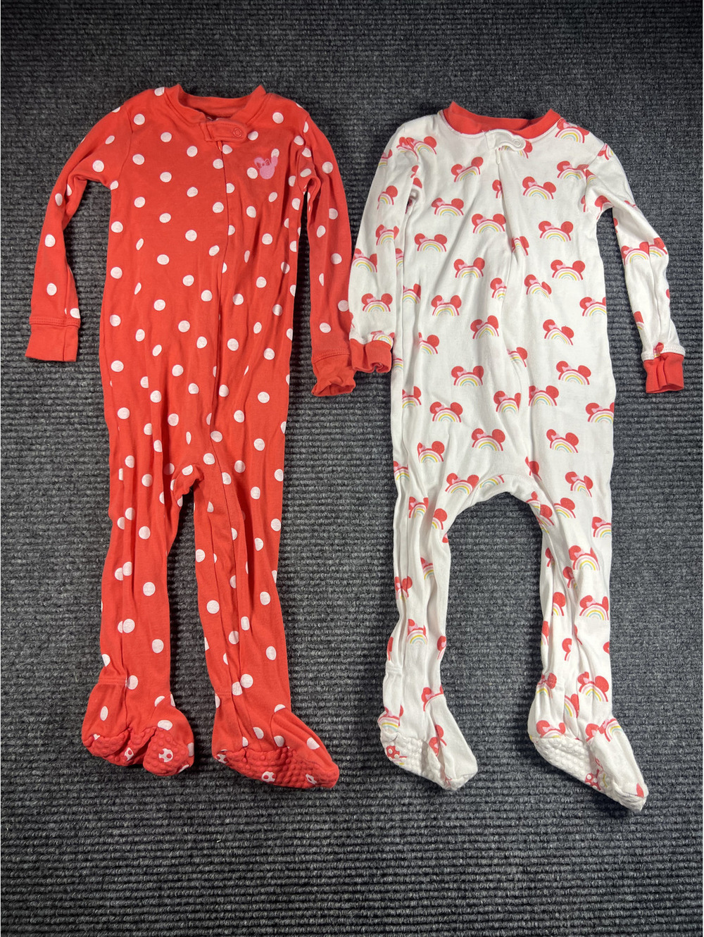 Amazon Essentials Disney 2-Pack Baby Girls' Minnie Mouse Footed Pajamas Size 24M